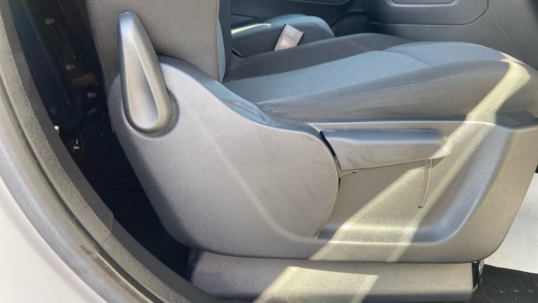 Vauxhall Combo Cargo Combo L1 Diesel 2300 1.5 Turbo D 100ps H1 Pro Van